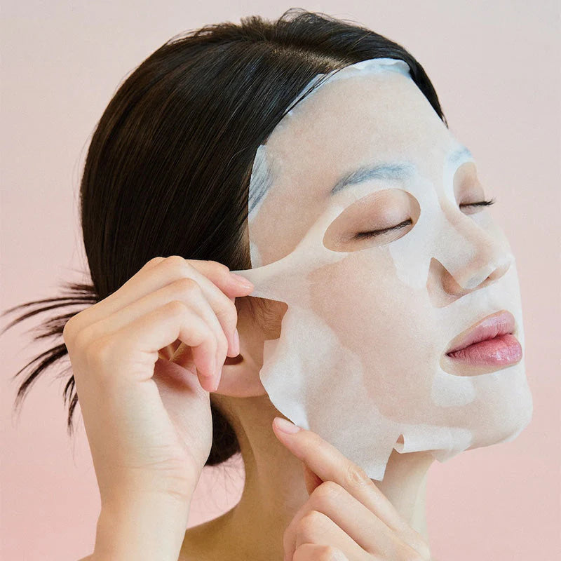 SKIN1004 Madagascar Centella Poremizing Clarifying Mask applied on face clarifying pore care sheet mask treatment