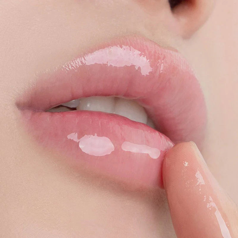 TOCOBO Vita Glazed Lip Mask applied on lips glossy plump finish hydrating lip treatment effect