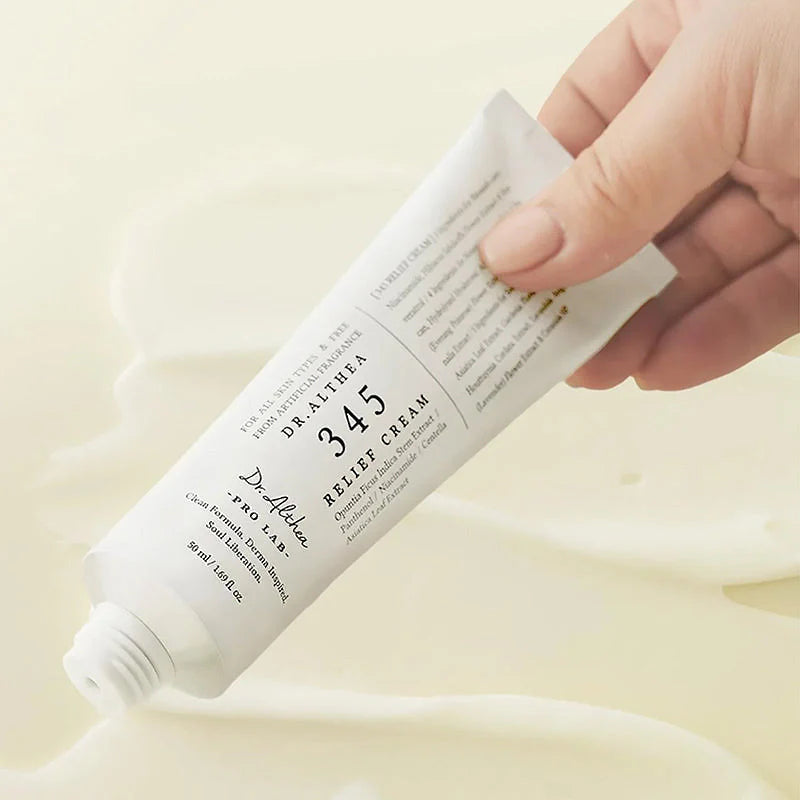 Dr. Althea 345 Relief Cream creamy texture close-up for dry and irritated skin barrier care in Saudi Arabia