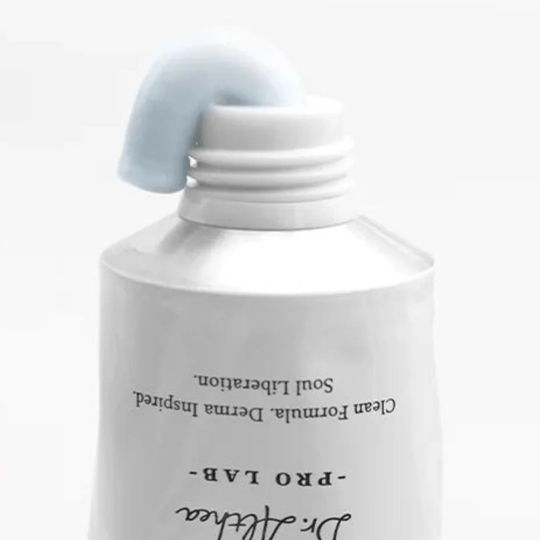 Rich barrier repair moisturizer with ceramides and hyaluronic acid for damaged skin barrier and deep hydration