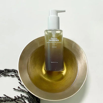 Haruharu Wonder Black Rice Deep Cleansing Oil texture - lightweight emulsifying Korean cleansing oil