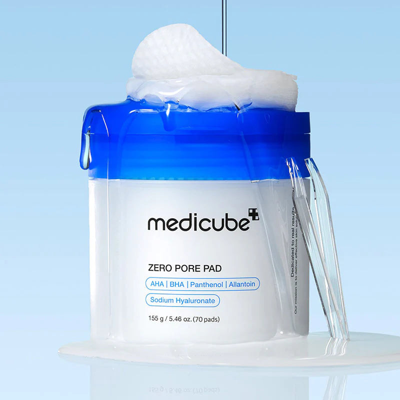 medicube Zero Pore Pad 2.0 open jar with pad texture exfoliating pore care pads
