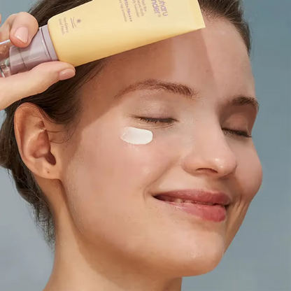 واقي الشمس اليومي المرطب برائحة الأرز الأسود، بعامل حماية من الشمس SPF50+ PA++++