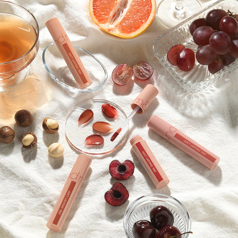 Romand Moisturizing tint helps keep lips smooth and prevents dryness